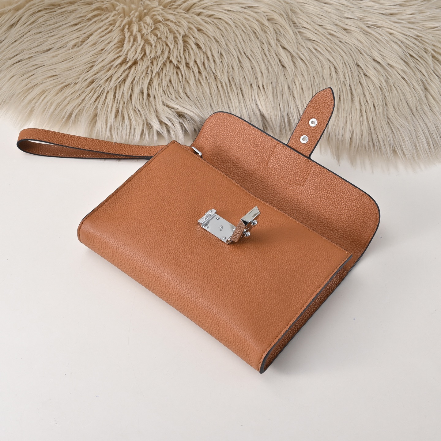 エルメス サック・ア・デペシュ 24 ポーチ「Sac a Depeches」