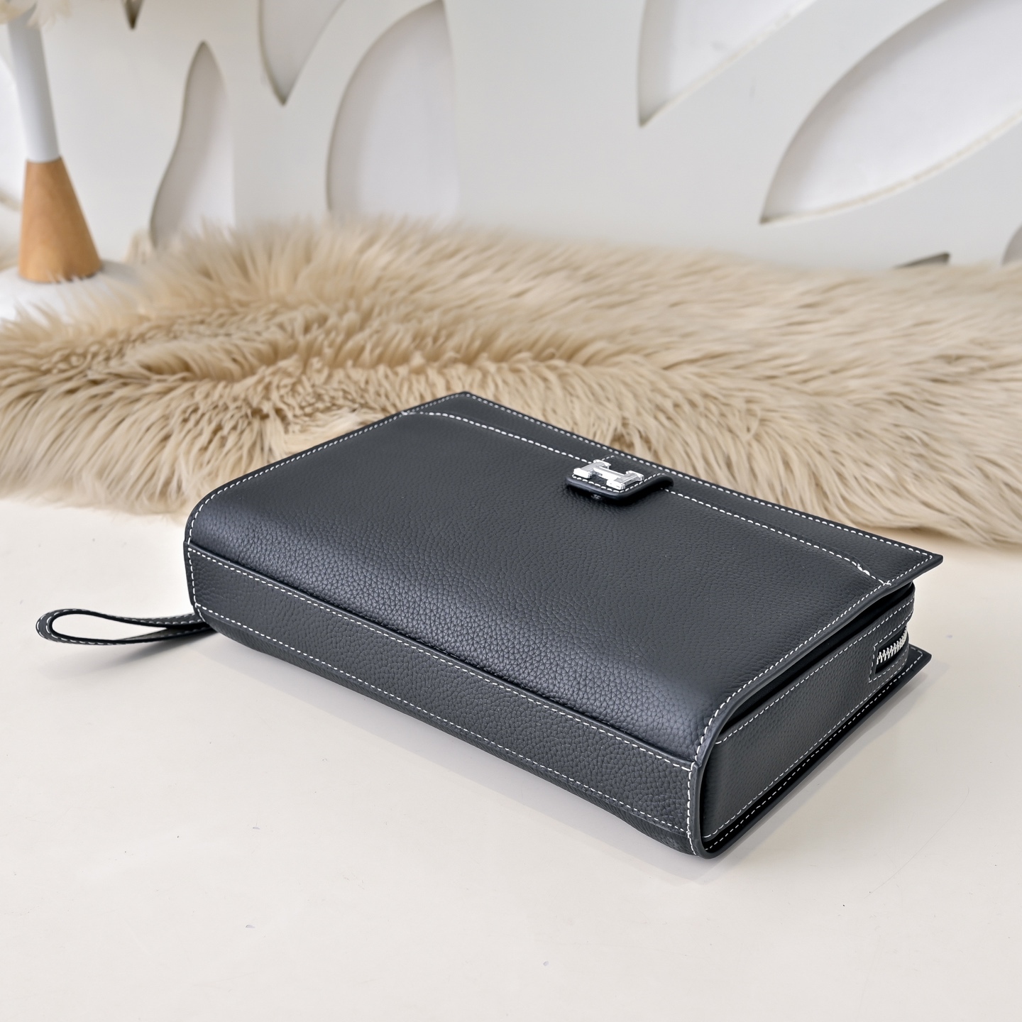 エルメス ジップ レザー クラッチバッグ