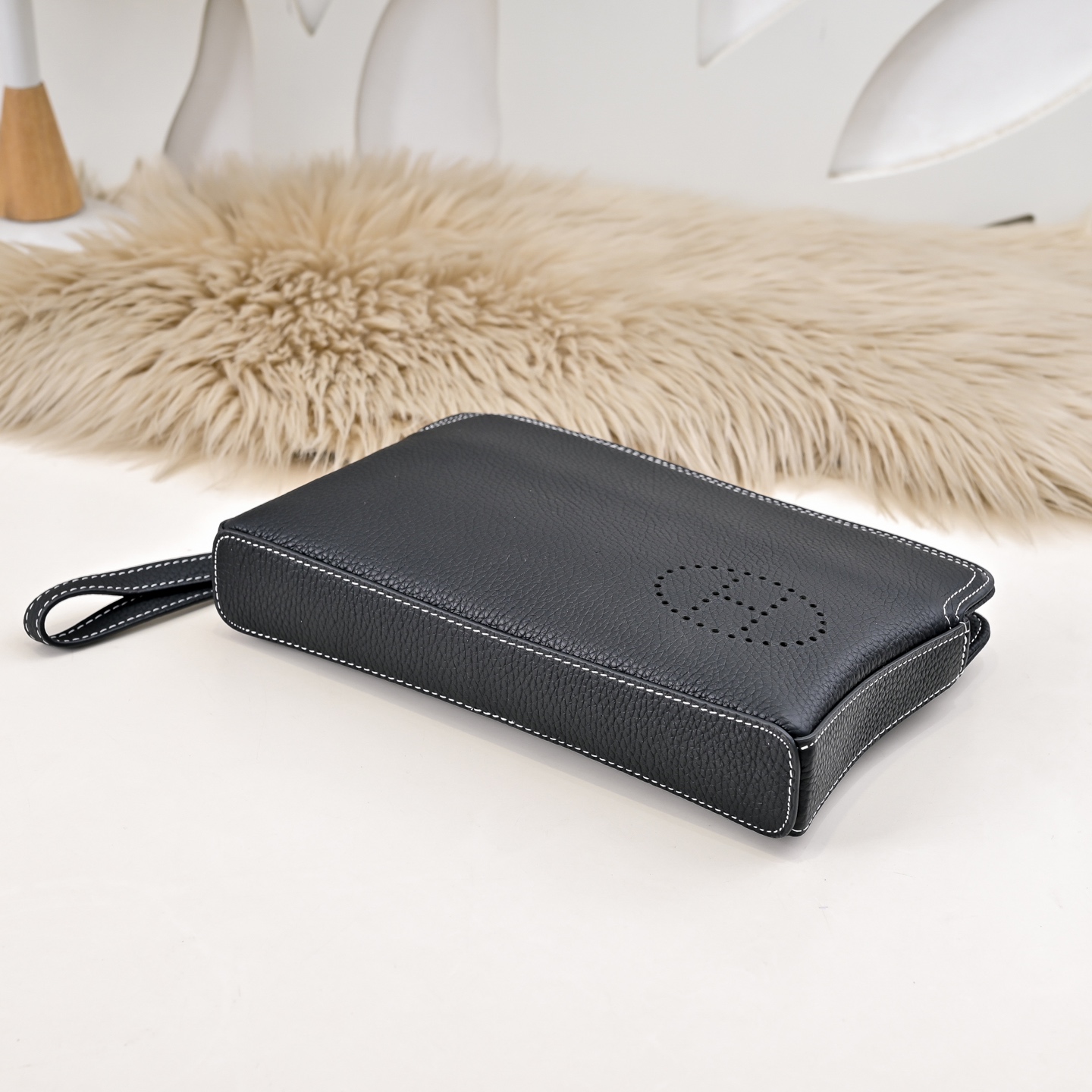 エルメス エヴリン ジップ レザー クラッチバッグ「Evelyne Clutch」