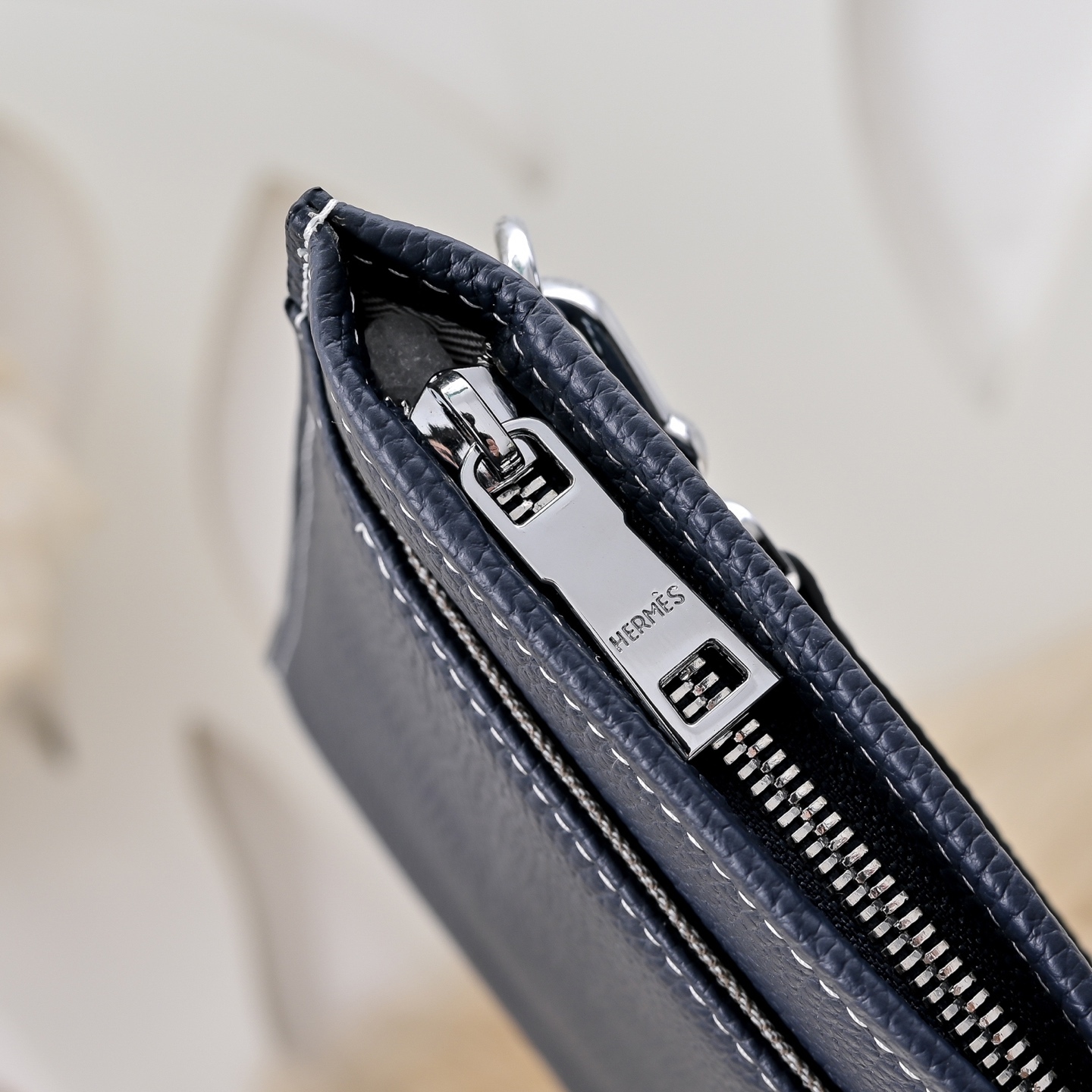 エルメス New H Passant ジップ クラッチバッグ