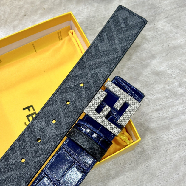 フェンディ「Fendi」FF ベルト - リバーシブル フックベルト