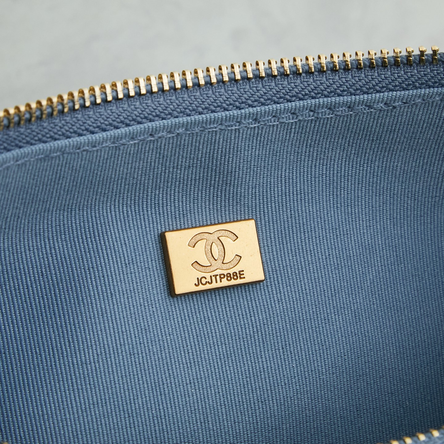 シャネル キルティング ホーボー バッグ「Hobo Bag」