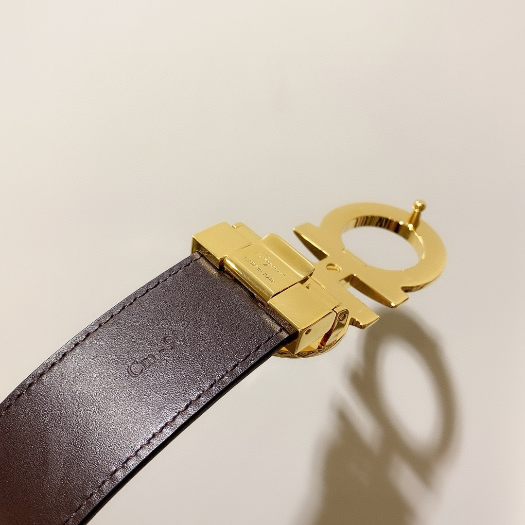 フェラガモ「Ferragamo」リバーシブルベルト