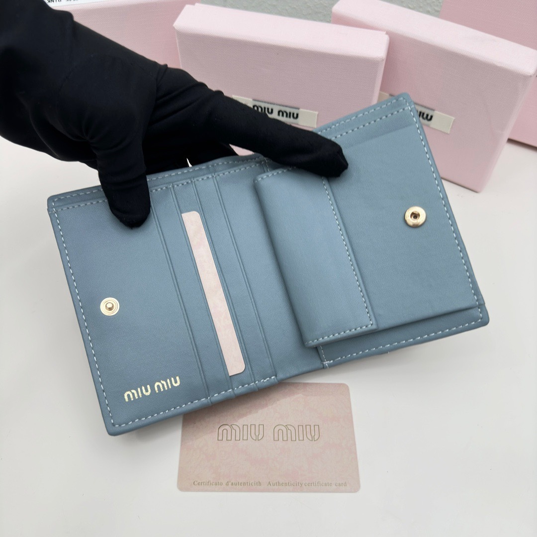 ミュウミュウ マテラッセレザー 財布「Matelassé Wallet」