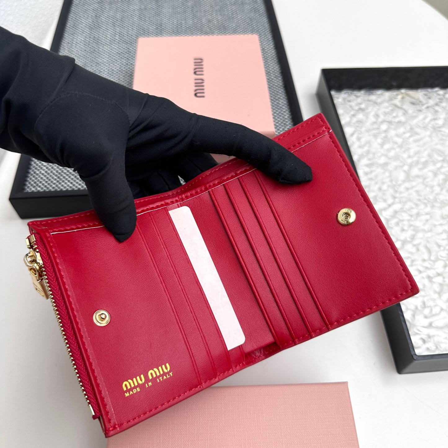 ミュウミュウ アルカディ レザー 財布「Arcadie Wallet」