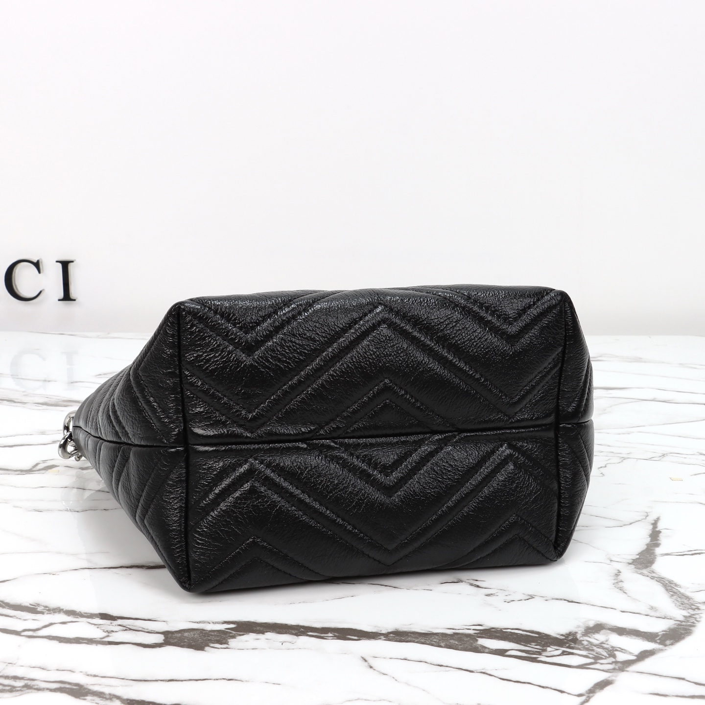 グッチ〔GGマーモント〕スモール トートバッグ「GG Marmont Bag」