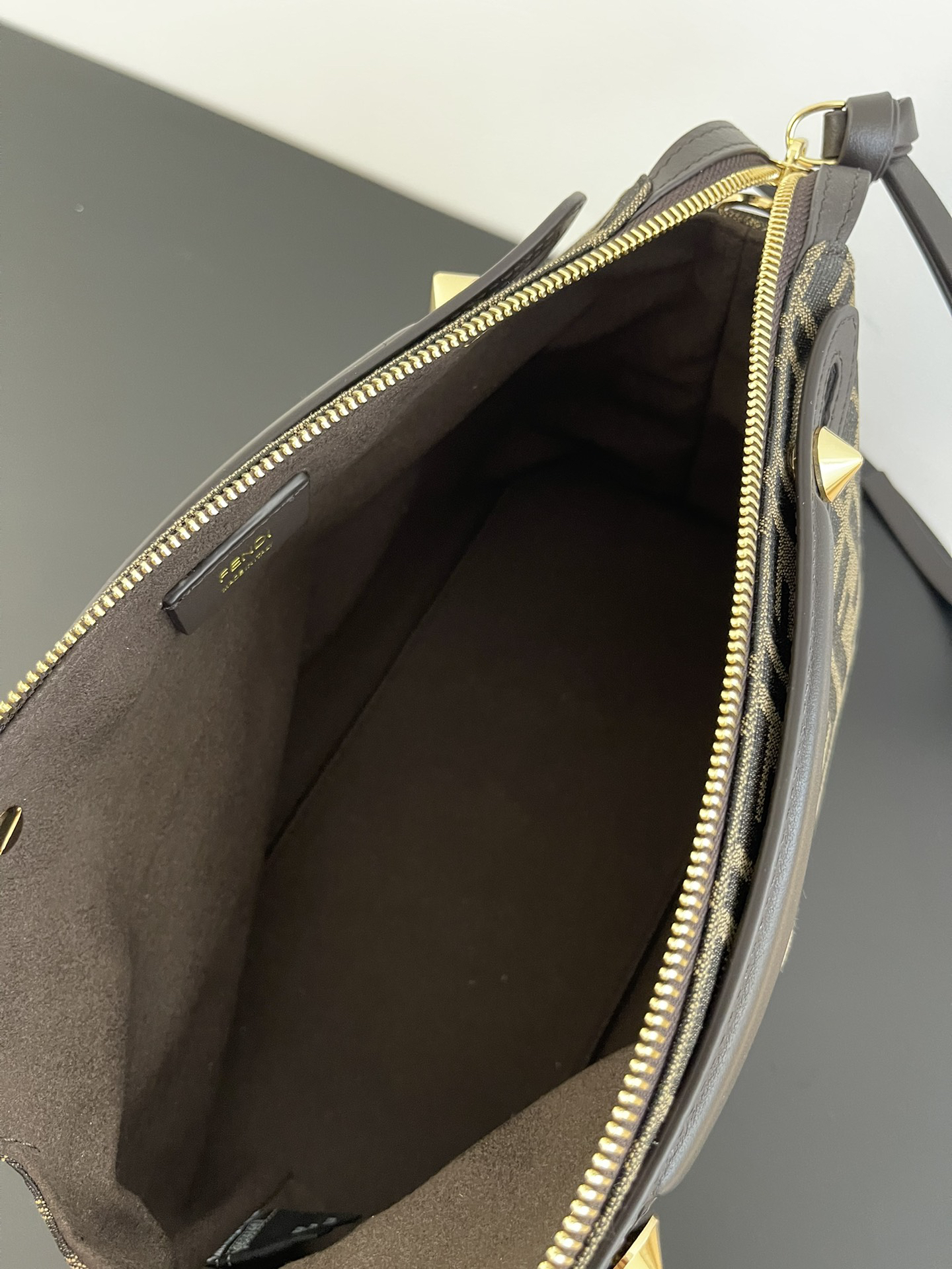 フェンディ「Fendi」By The Way Selleria ボストンバッグ