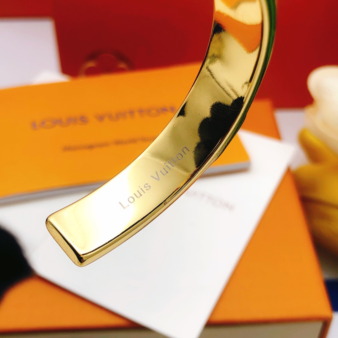 ルイ・ヴィトン アイコニック ブレスレット