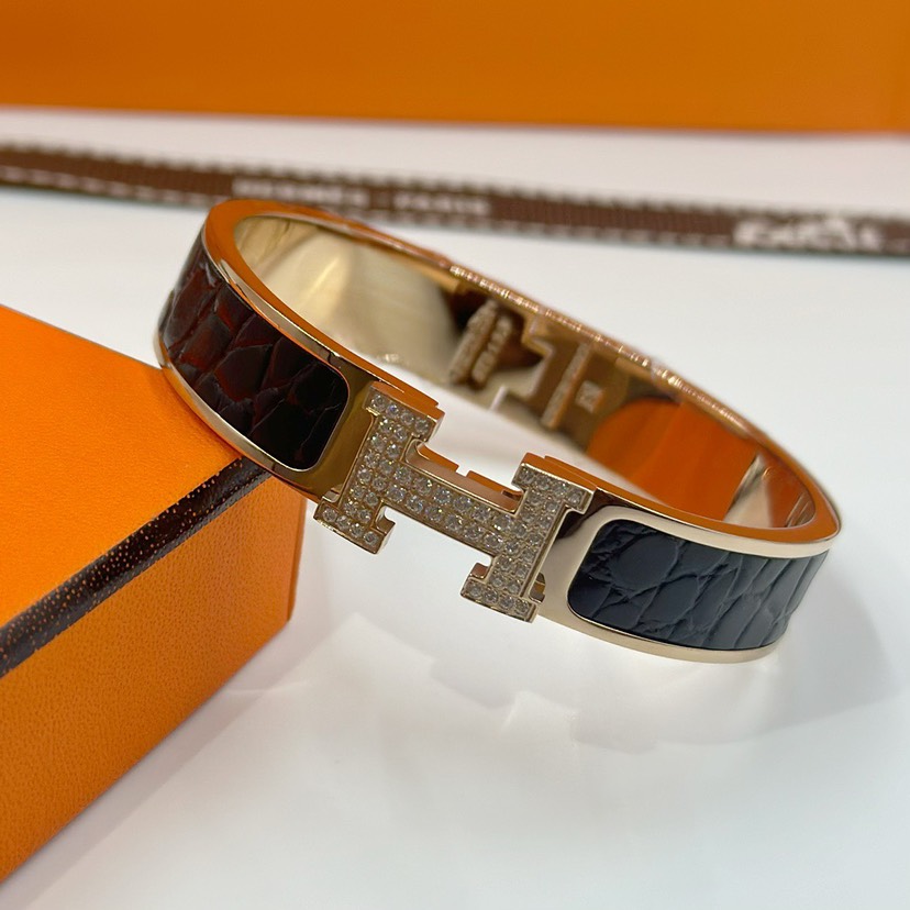 エルメス ブランドの象徴的なブレスレット