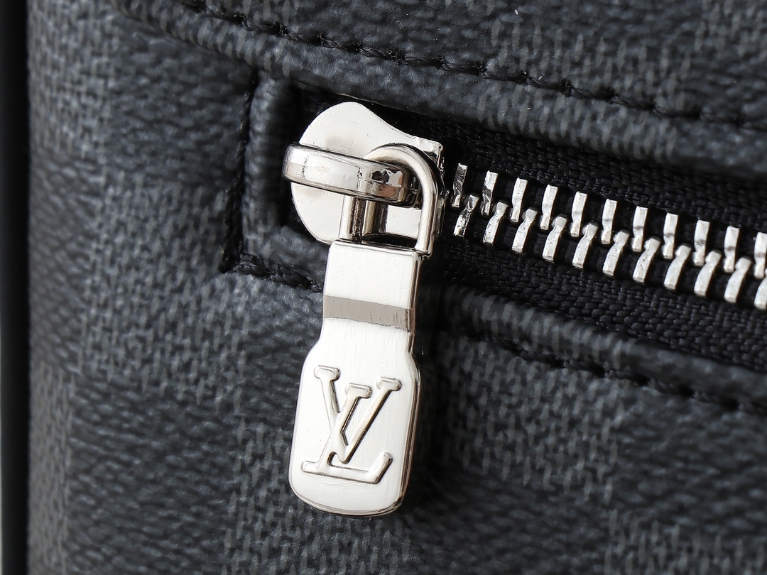 ルイ・ヴィトン ディストリクト PM/MM メッセンジャーバッグ「District」