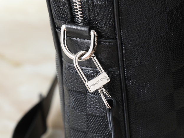 ルイ・ヴィトン ポルト ドキュマン･ヴォワヤージュ「Porte-Documents Voyage」