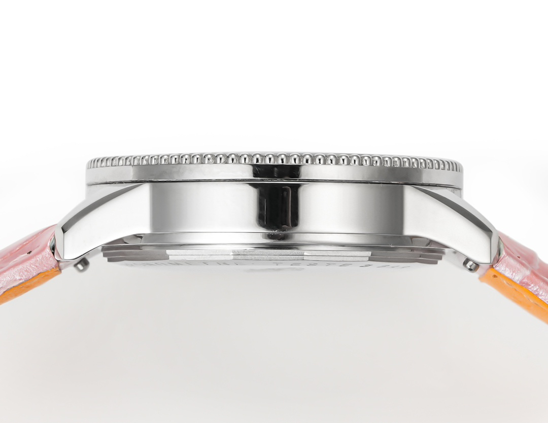 ブライトリング ナビタイマー 35mm