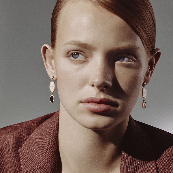 エルメス イヤリング、卓越した職人技の輝き