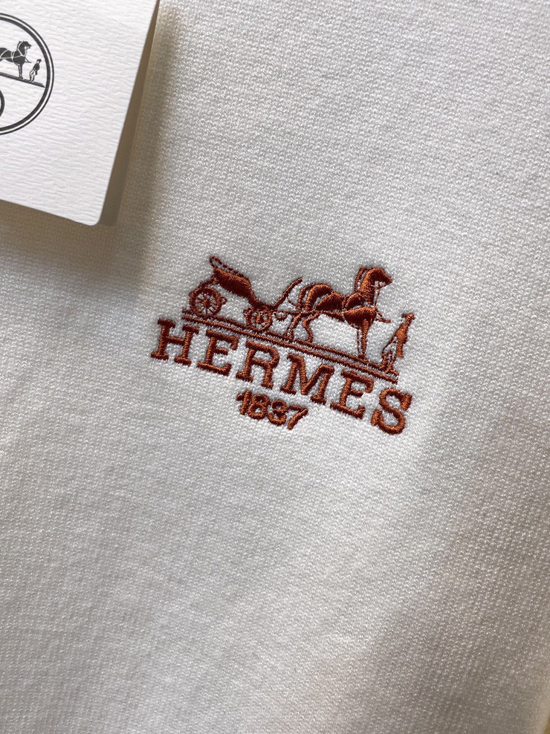 エルメス「Hermès」春季新作ラウンドネックスウェット
