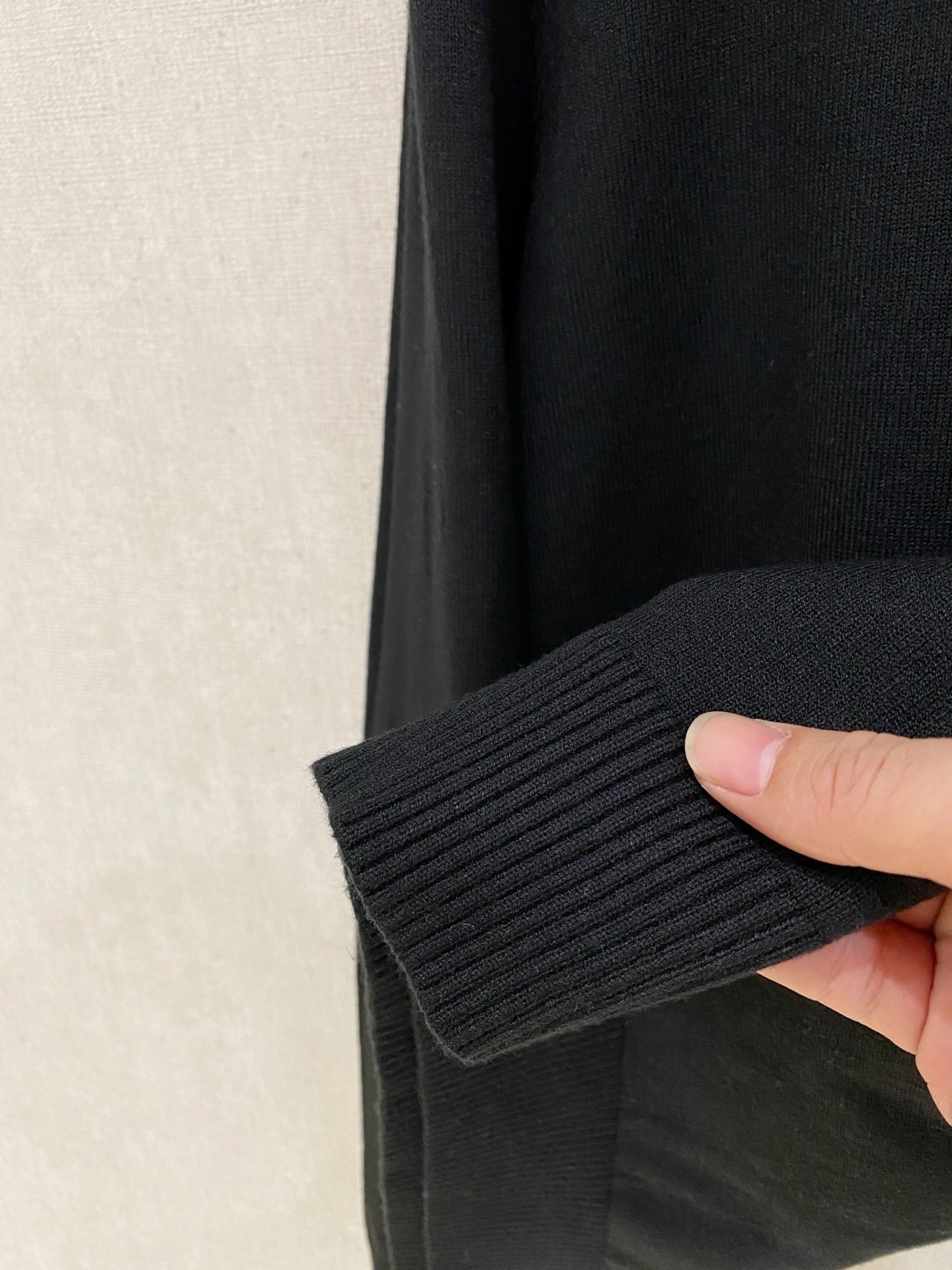 エルメス「Hermès」春季新作ラウンドネックスウェット