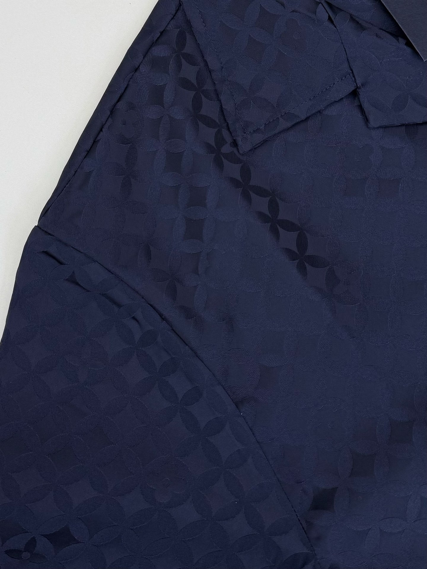 ルイ・ヴィトン「Louis Vuitton」2026 早春 コレクション シャツ