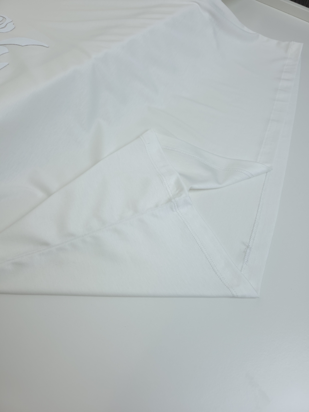 エルメス「Hermès」 クルーネックTシャツ 軽やかな着心地 春夏新作