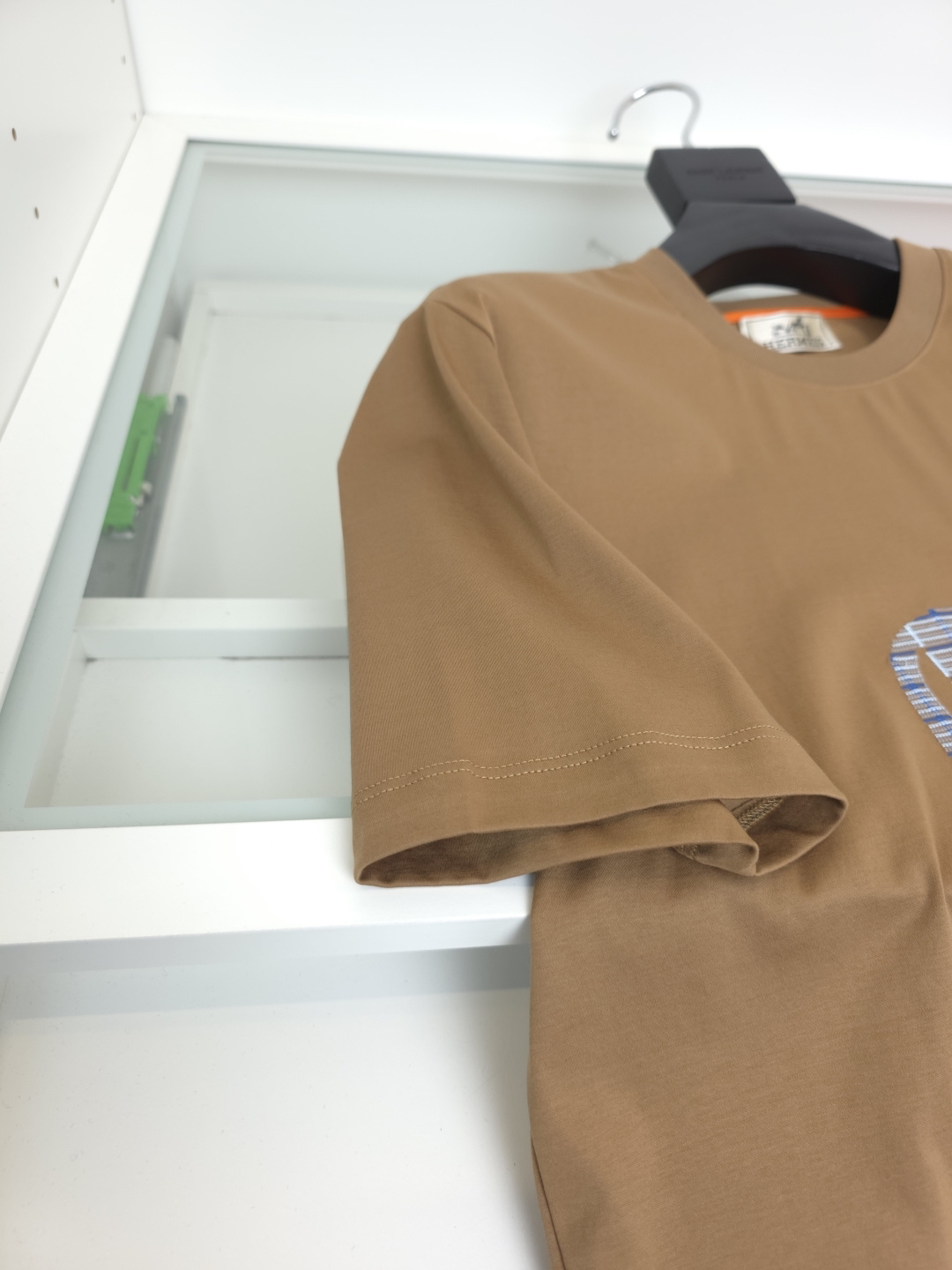 エルメス「Hermès」 クルーネックTシャツ 軽やかな着心地 春夏新作