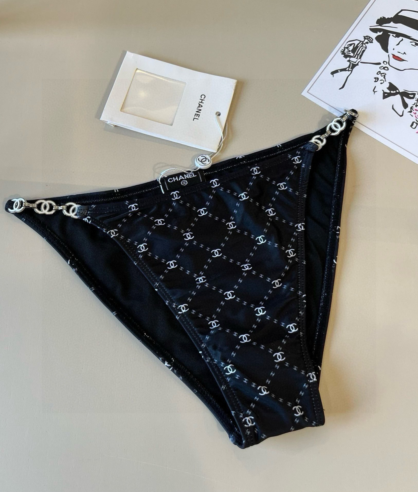 シャネル「Chanel」セパレート水着「2025夏季限定・人気プレミアムスイム登場！」