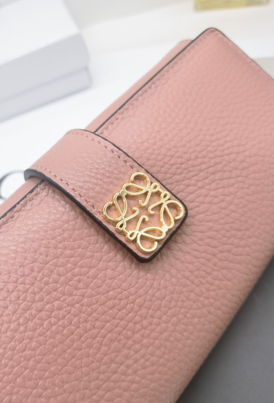 ロエベ「LOEWE」アナグラム コンティネンタル ウォレット 5色