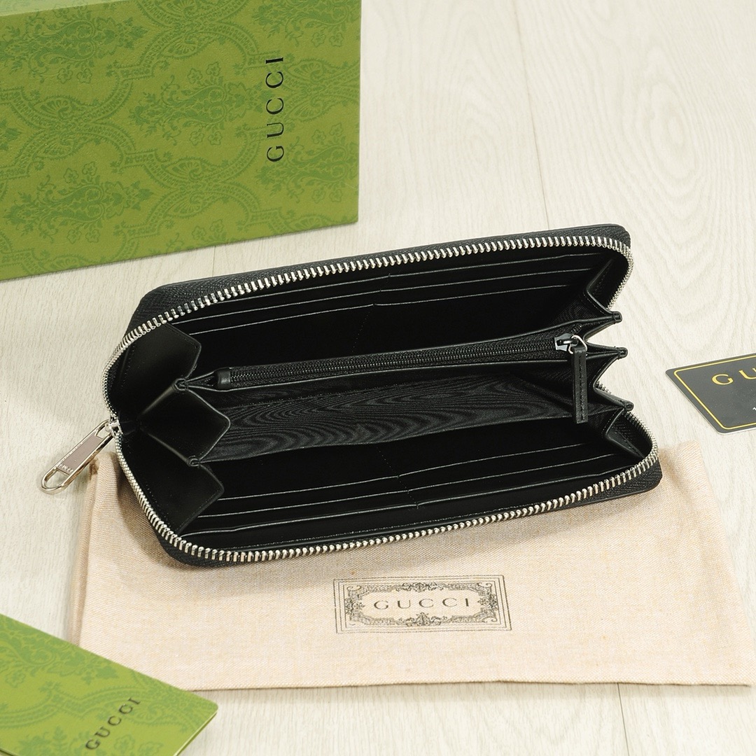 グッチ「Gucci」シグネチャー レザー ウェブ ジップアラウンドウォレット