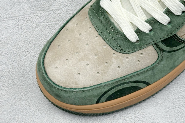 「コラボモデル」Supreme × Nike Air Force 1 Low スニーカー