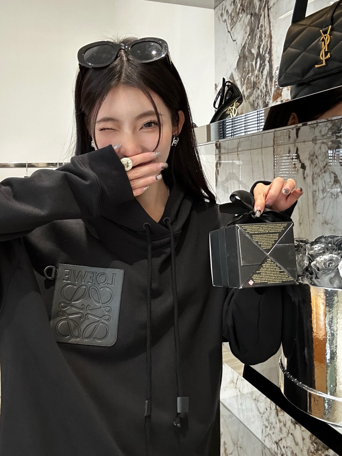 【ワンフォーワン】ロエベ Loewe Anagram フード付きスウェット