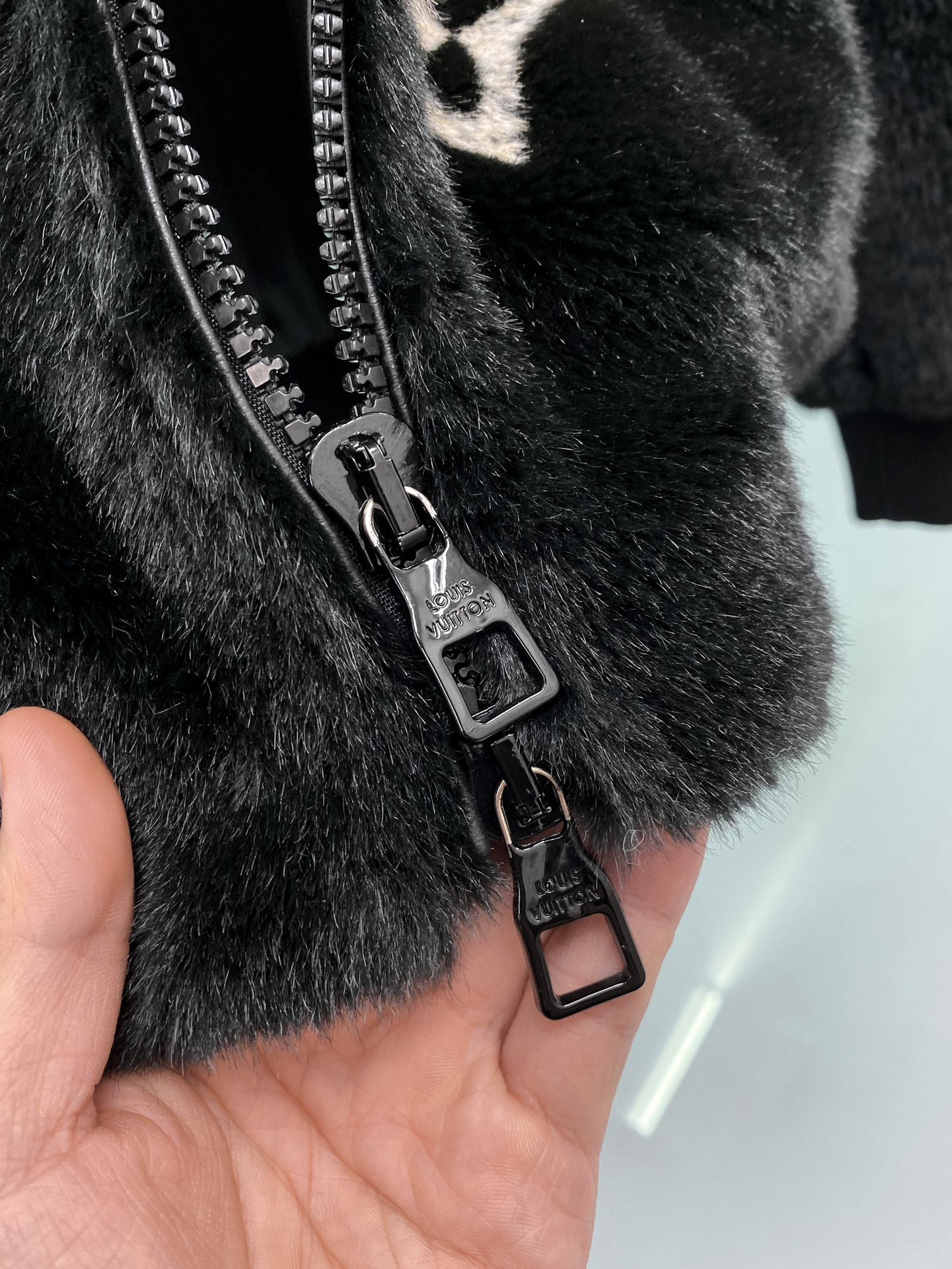 ルイ・ヴィトン「Louis Vuitton」 ウール エンブロイダリー ベースボール ジャケット