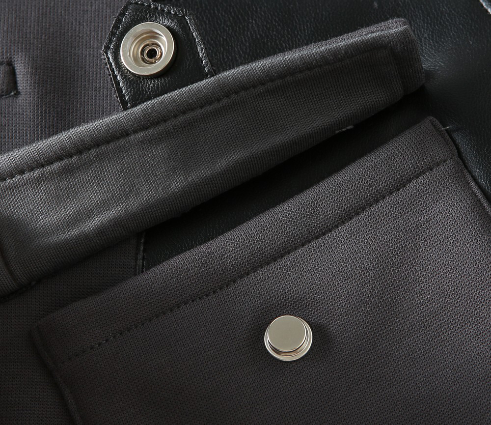 エルメス「Hermès」Empreintes sellier cuir 新型フード付きスウェットシャツ