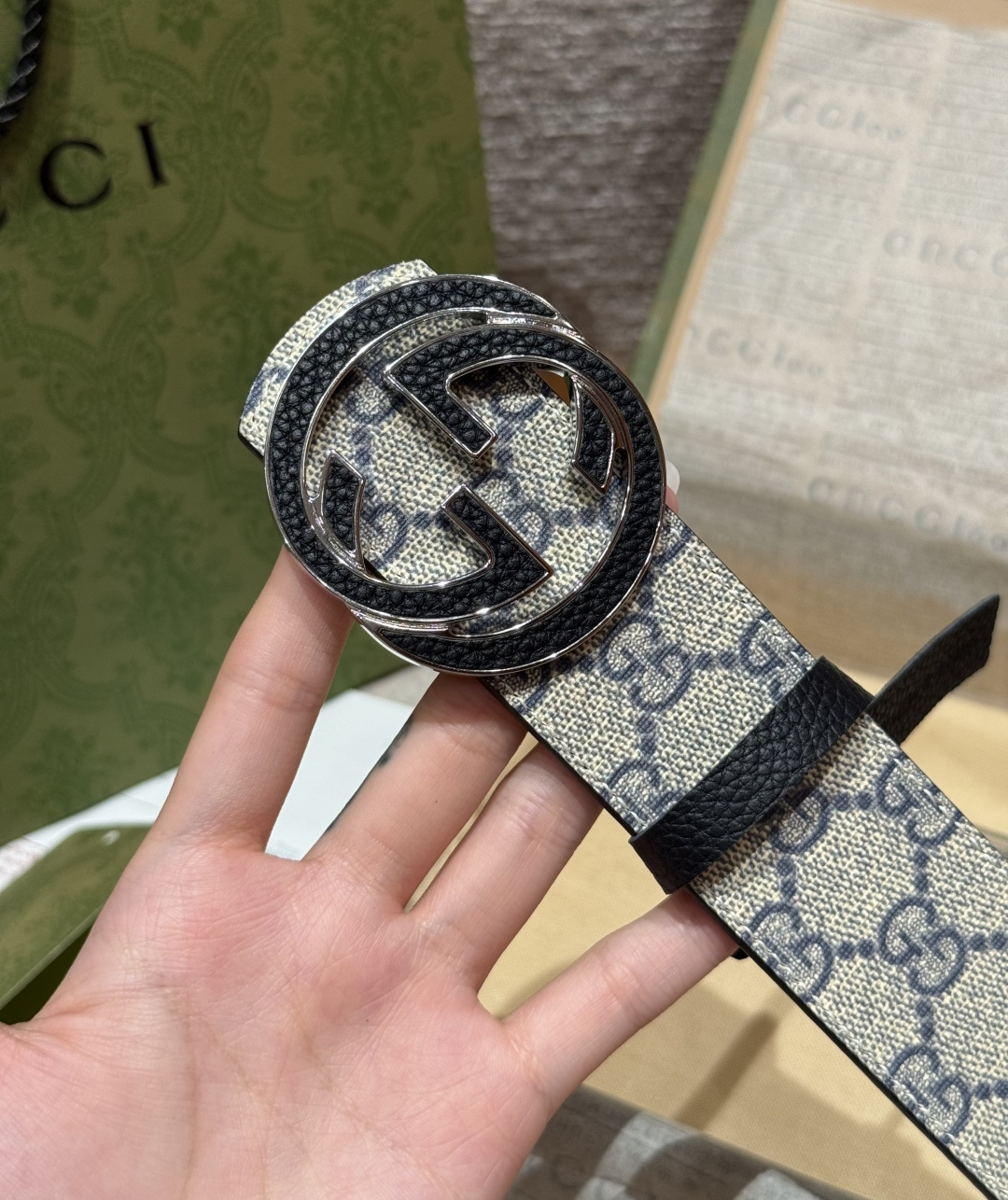 【在庫新登場】Gucci イタリアンテイストベルト「全長約 100cm」