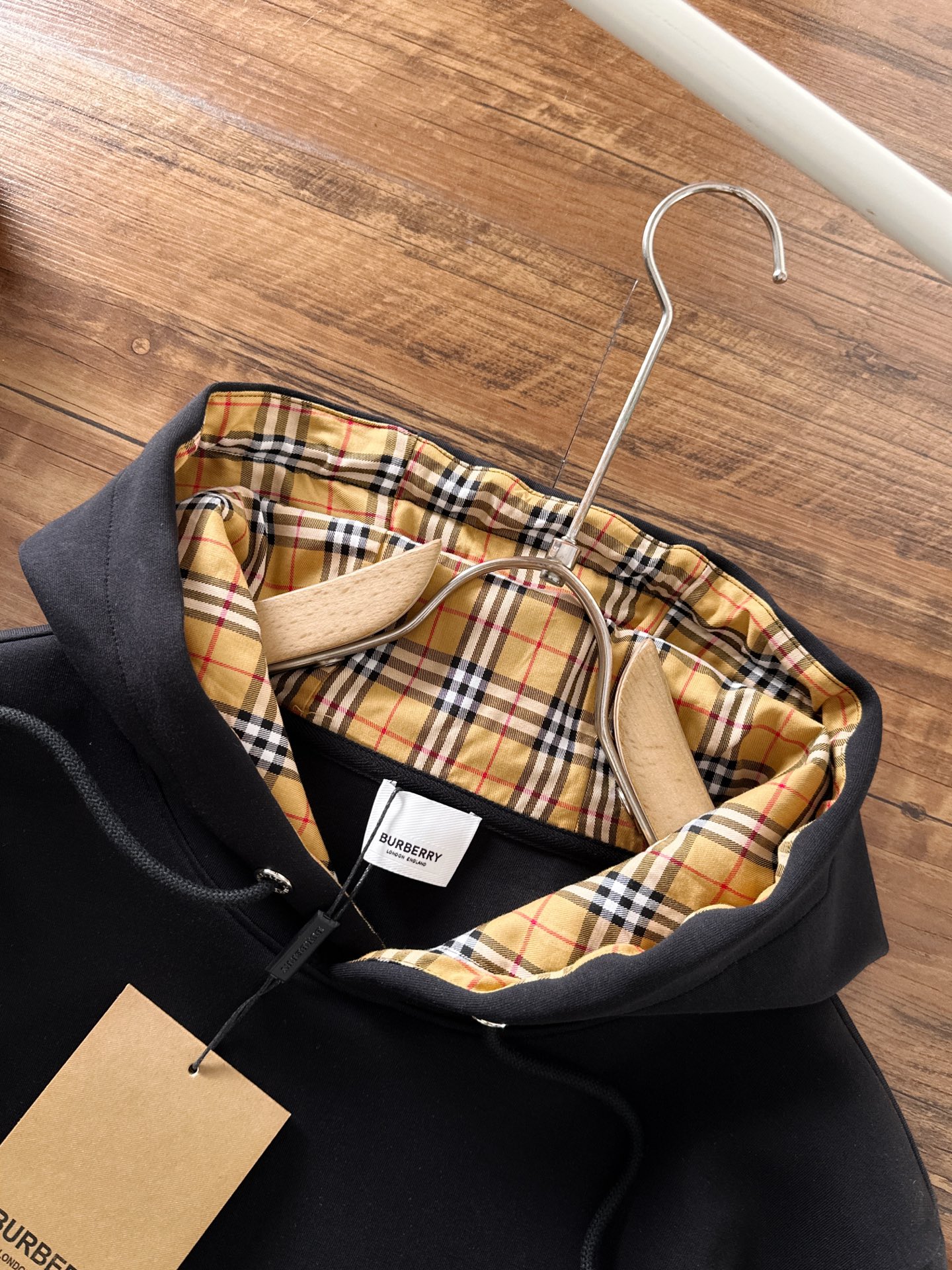 バーバリー「Burberry」メンズ フード付きスウェット