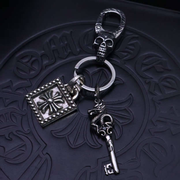 クロムハーツ「Chrome Hearts」キーホルダー＆バッグチャーム - トレンドシンボル