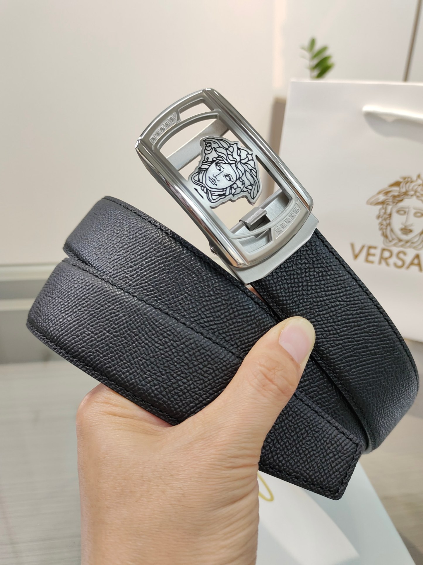 【先行新作】Versace トレンドラグジュアリーベルト「全長約 100cm」