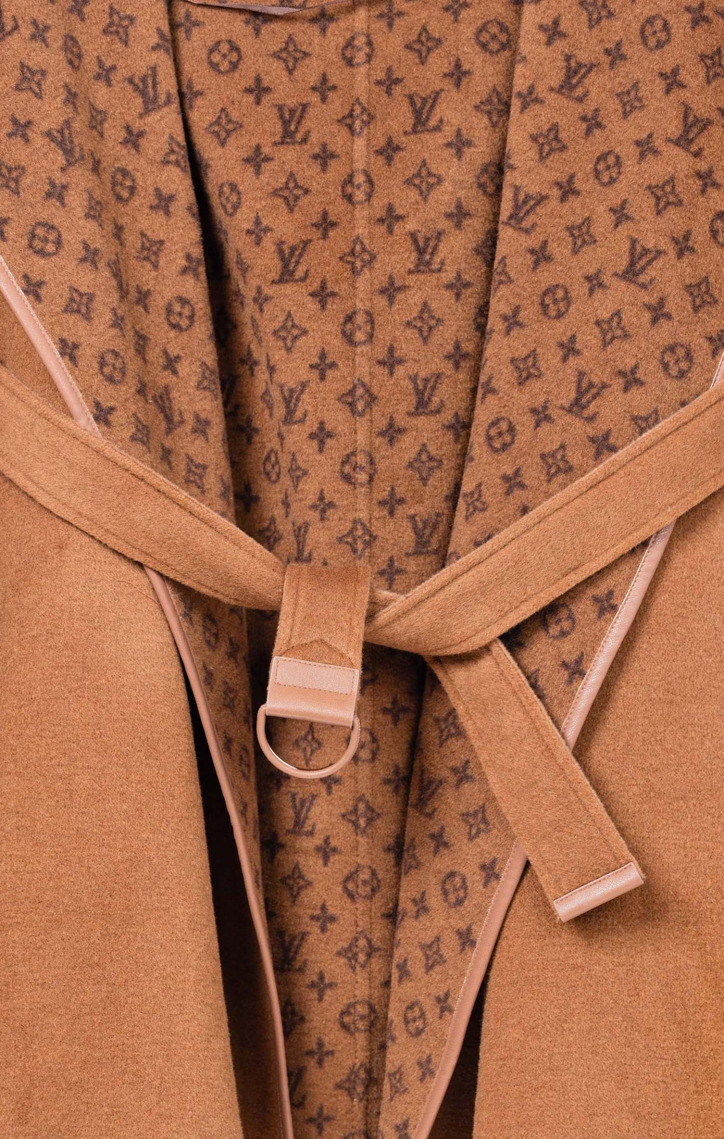 ルイ・ヴィトン「Louis Vuitton」秋冬 レディース ワップルフードロングコート