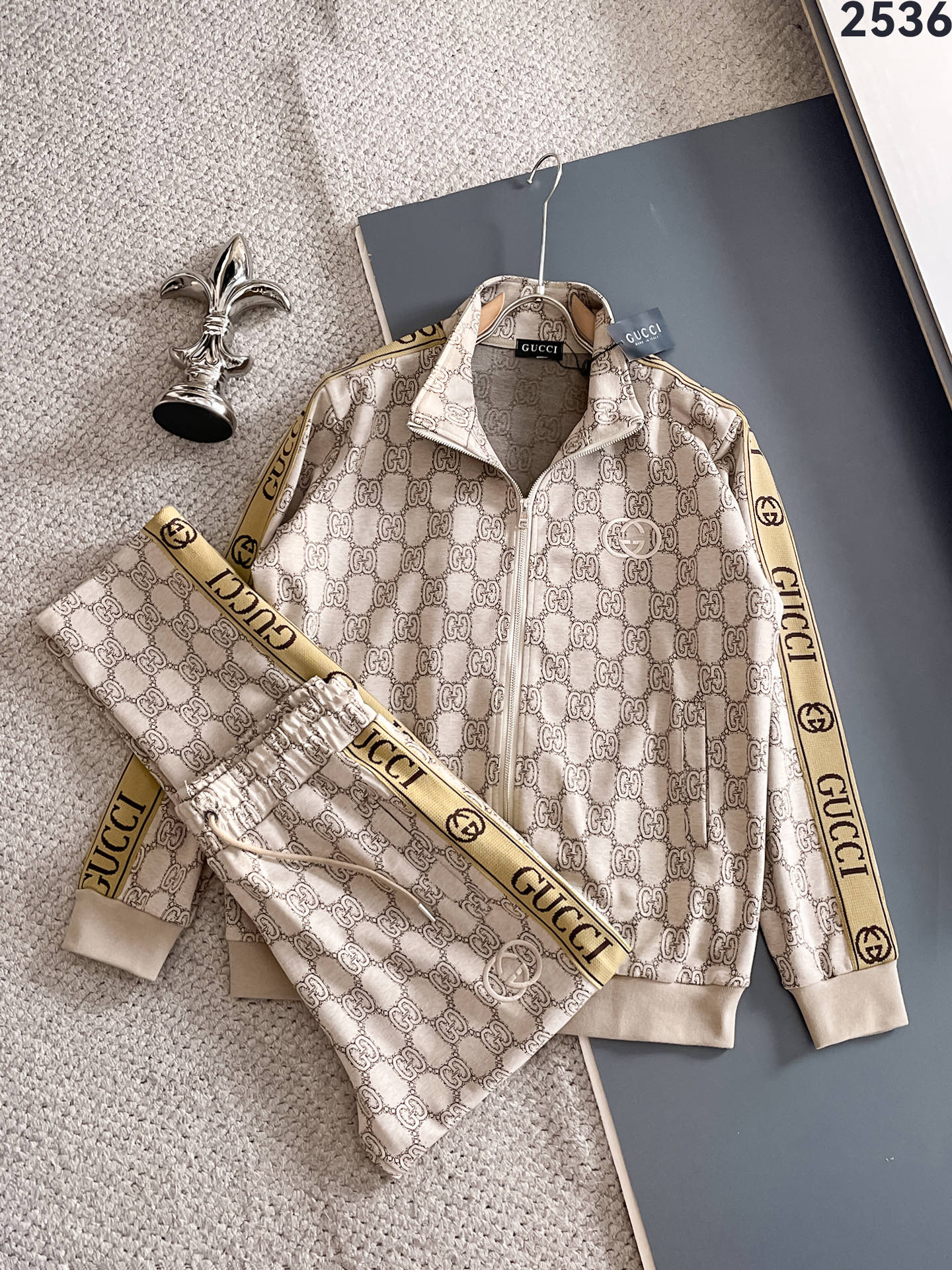 グッチ「Gucci」秋冬 メンズ カジュアルスポーツセット