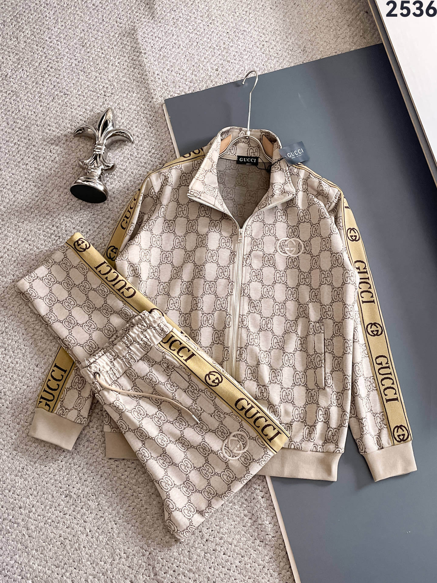 グッチ「Gucci」秋冬 メンズ カジュアルスポーツセット