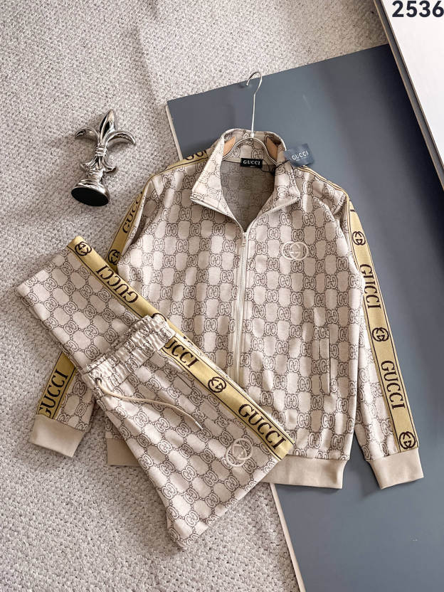 グッチ「Gucci」秋冬 メンズ カジュアルスポーツセット