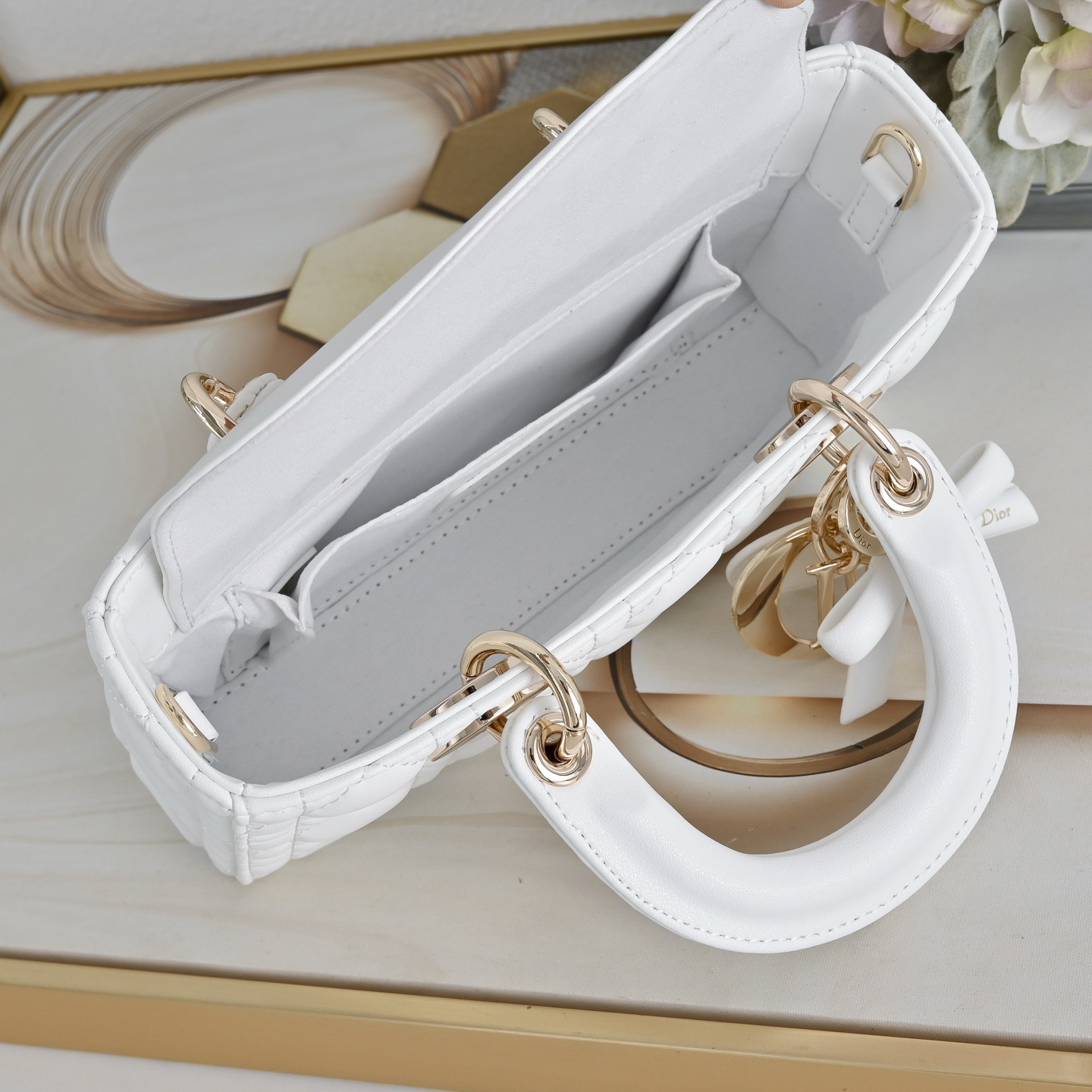 【入手困難品】ディオール レディ ディージョイ ハンドバッグ「Lady D‑Joy Bag」