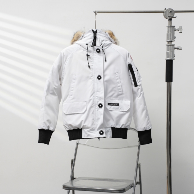 カナダグース フード付きファー付きダウンジャケット 男女兼用