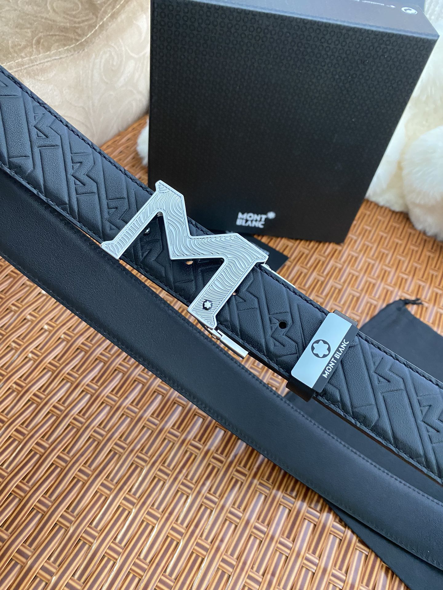 【厳選在庫】Montblanc ビジネスマン正装ベルト「全長約 100cm」