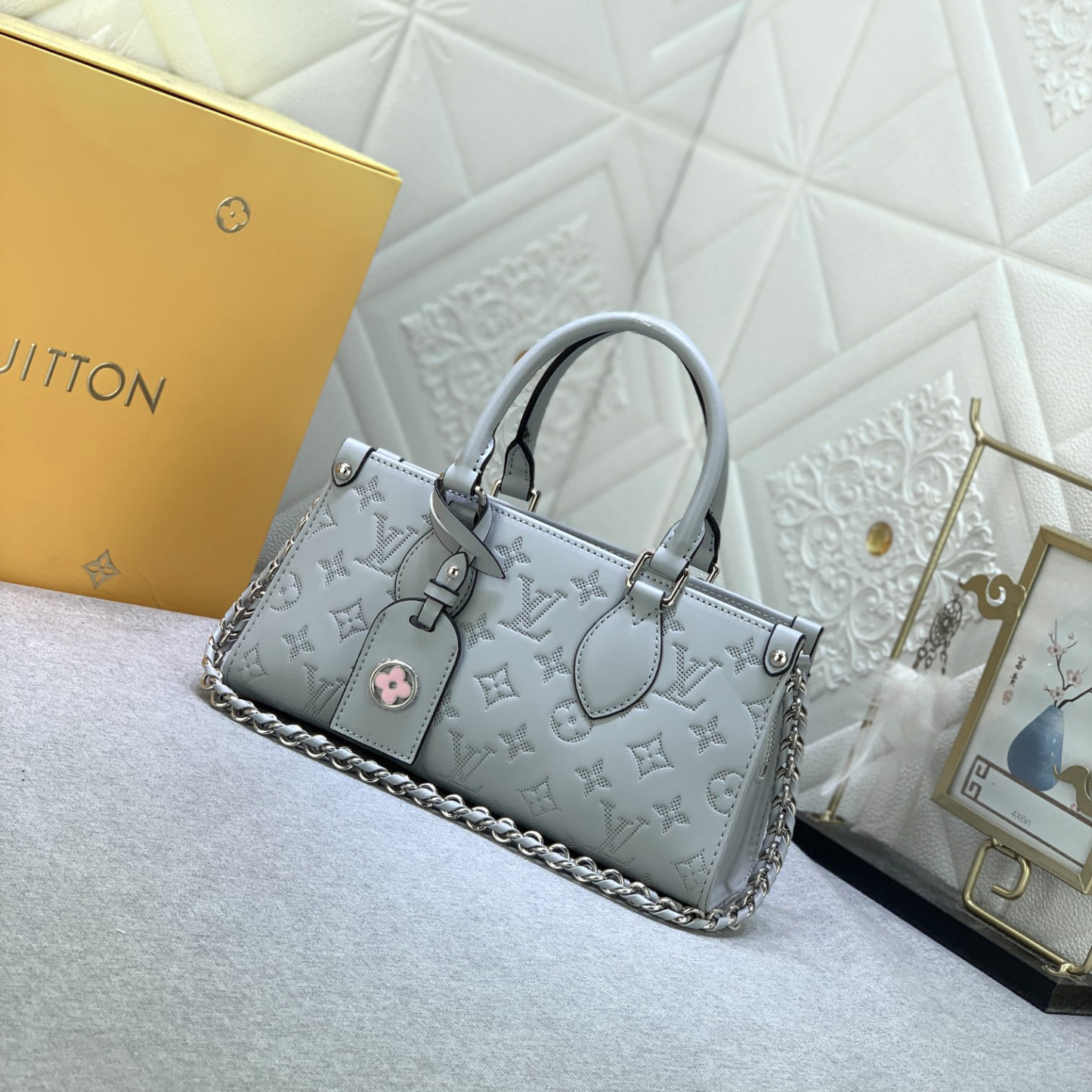 ルイ・ヴィトン「Louis Vuitton」オンザゴー EW 4色