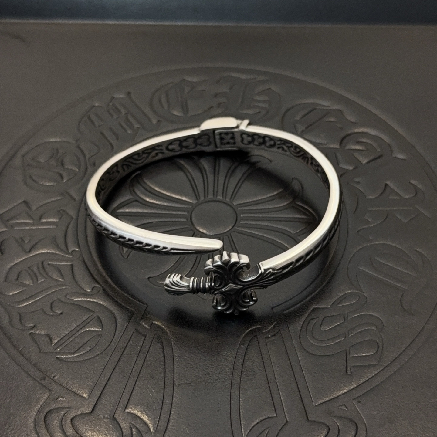 クロムハーツ「Chrome Hearts」ブレスレット - ヴィンテージ＆ロックテイスト ペア用