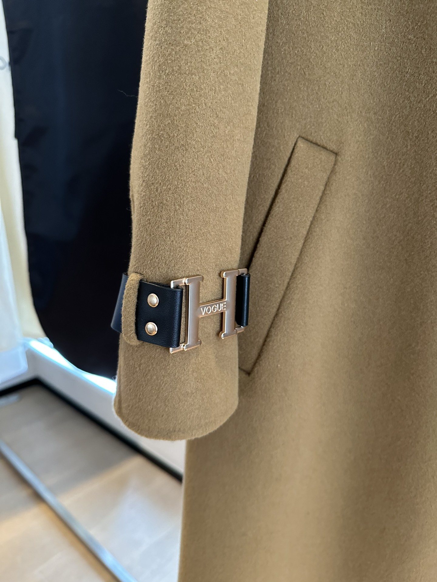 エルメス「Hermès」2025ニューコレクション コート