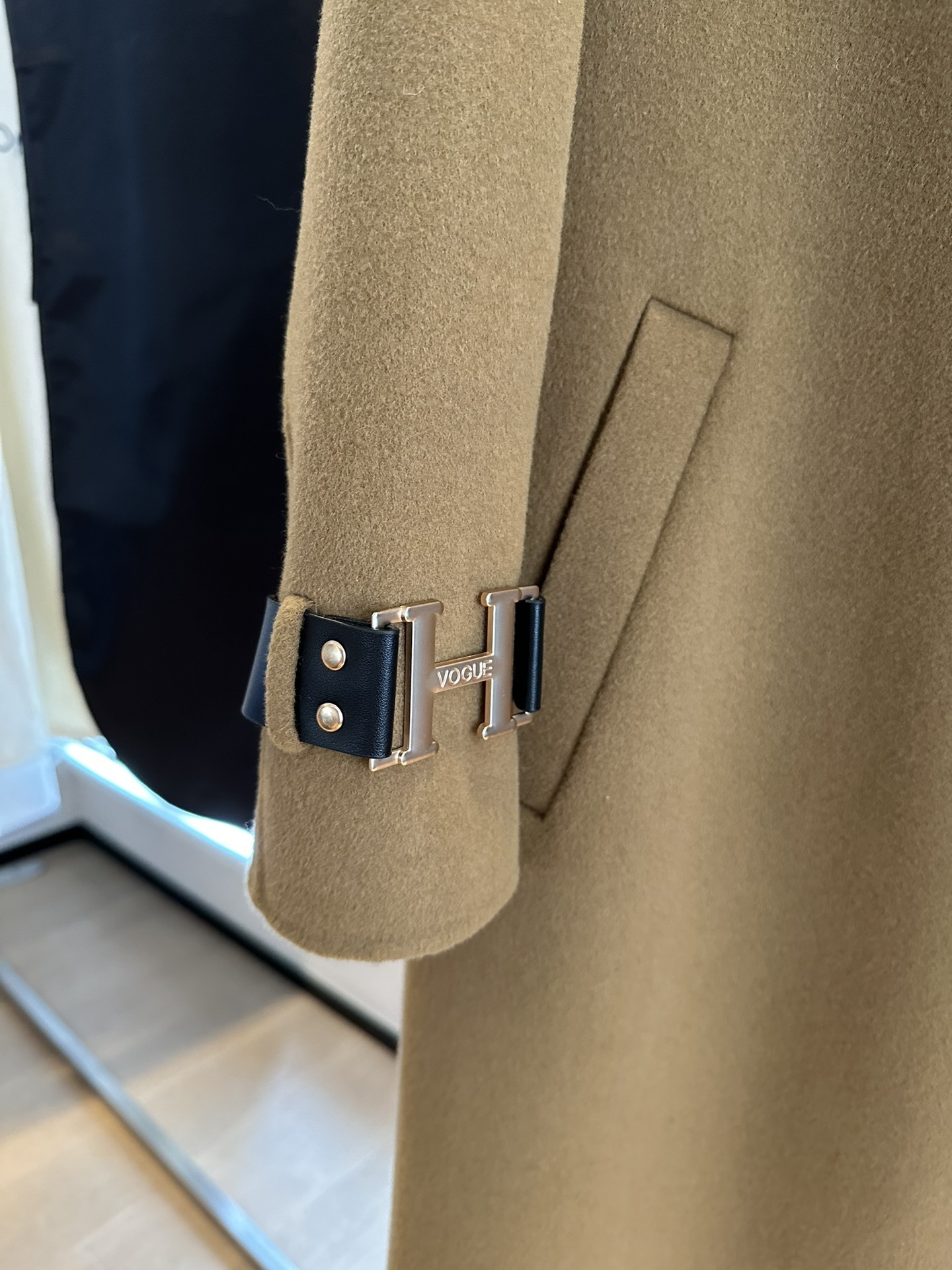 エルメス「Hermès」2025ニューコレクション コート