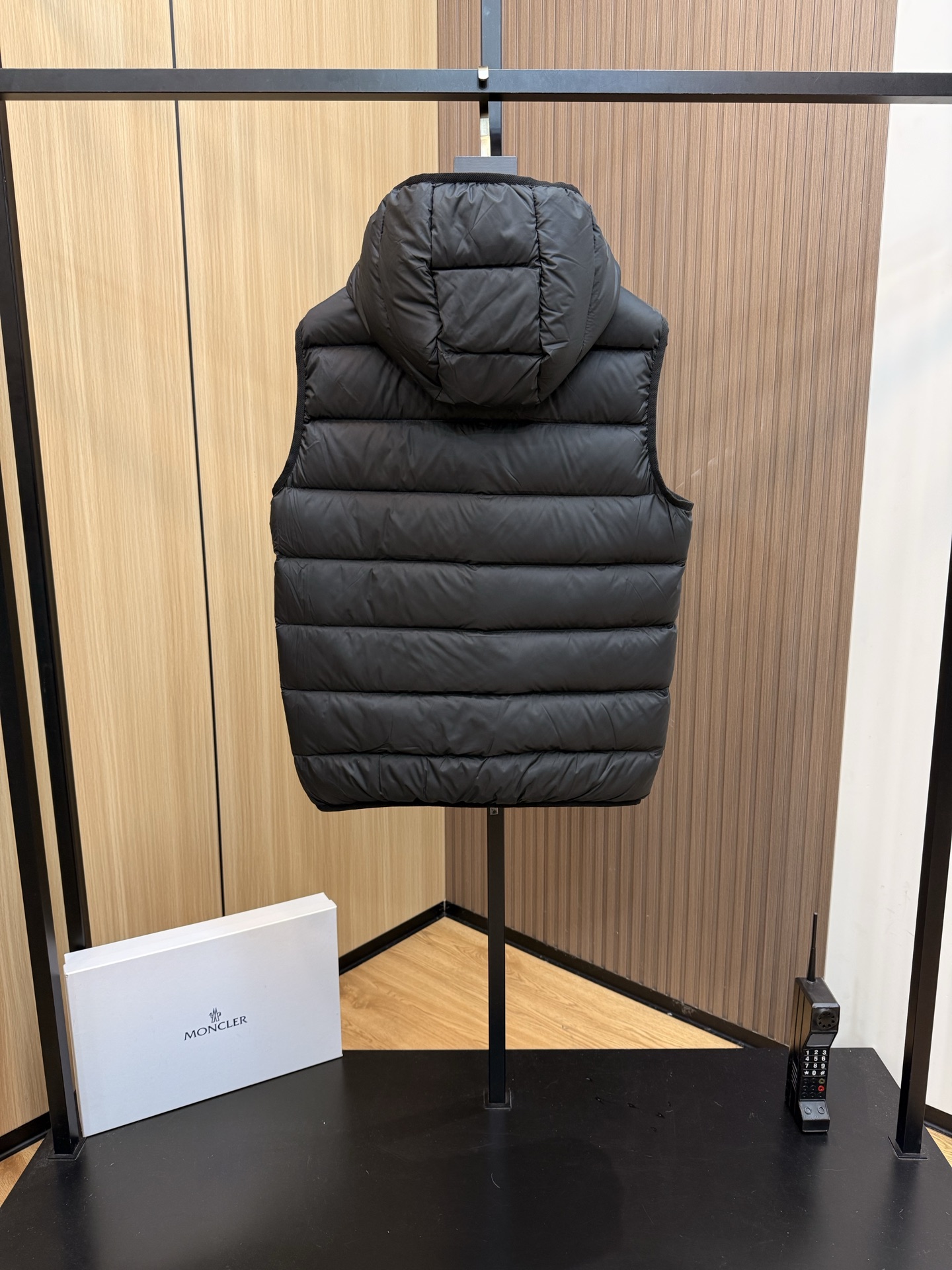 モンクレール 秋冬 メンズ ファッションダウンベスト