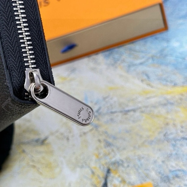 ルイ・ヴィトン「Louis Vuitton」ジップアラウンド ウォレット