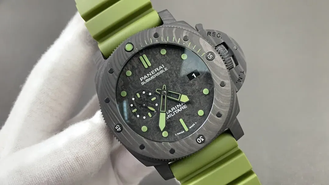 パネライ「Panerai」サブマーシブル 47MMプロフェッショナルダイバーズウォッチ