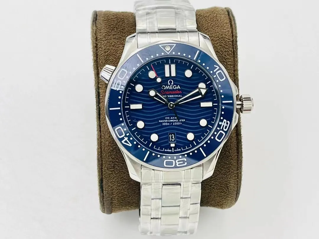 オメガ「Omega」シーマスターダイバー300M共軸マスタークロノメーター42MM