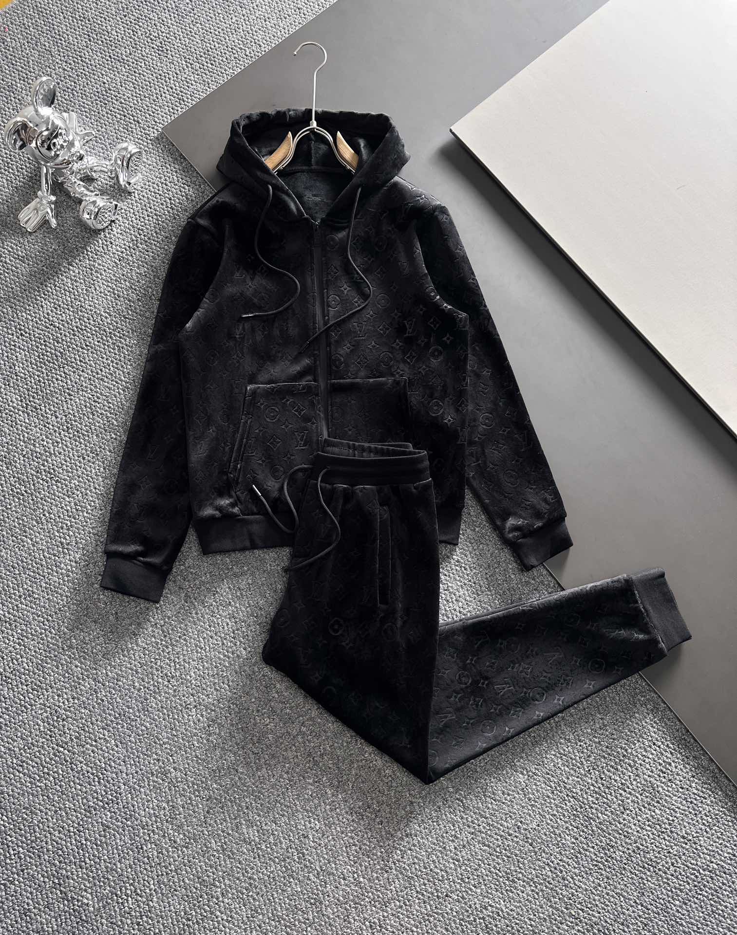 ルイ・ヴィトン「Louis Vuitton」秋冬 メンズ  カジュアルスポーツセット