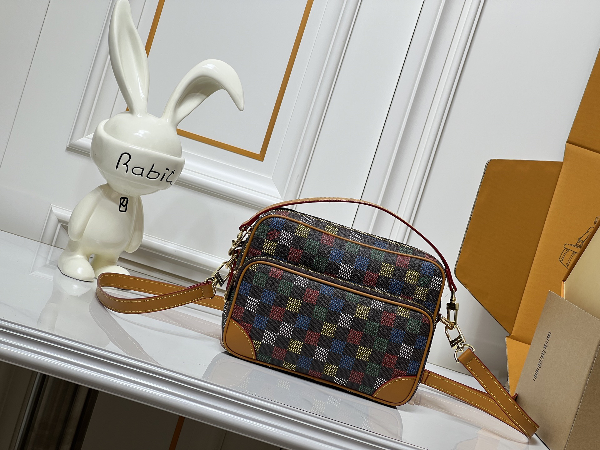 ルイ・ヴィトン「Louis Vuitton」Nil メッセンジャーバッグ